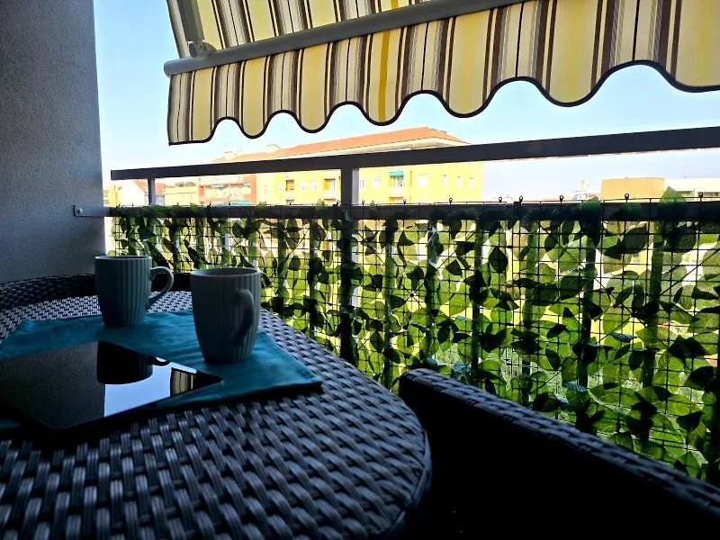 Ferienwohnung Milanoflats - Elegante Washington 0*, Mailand Italien